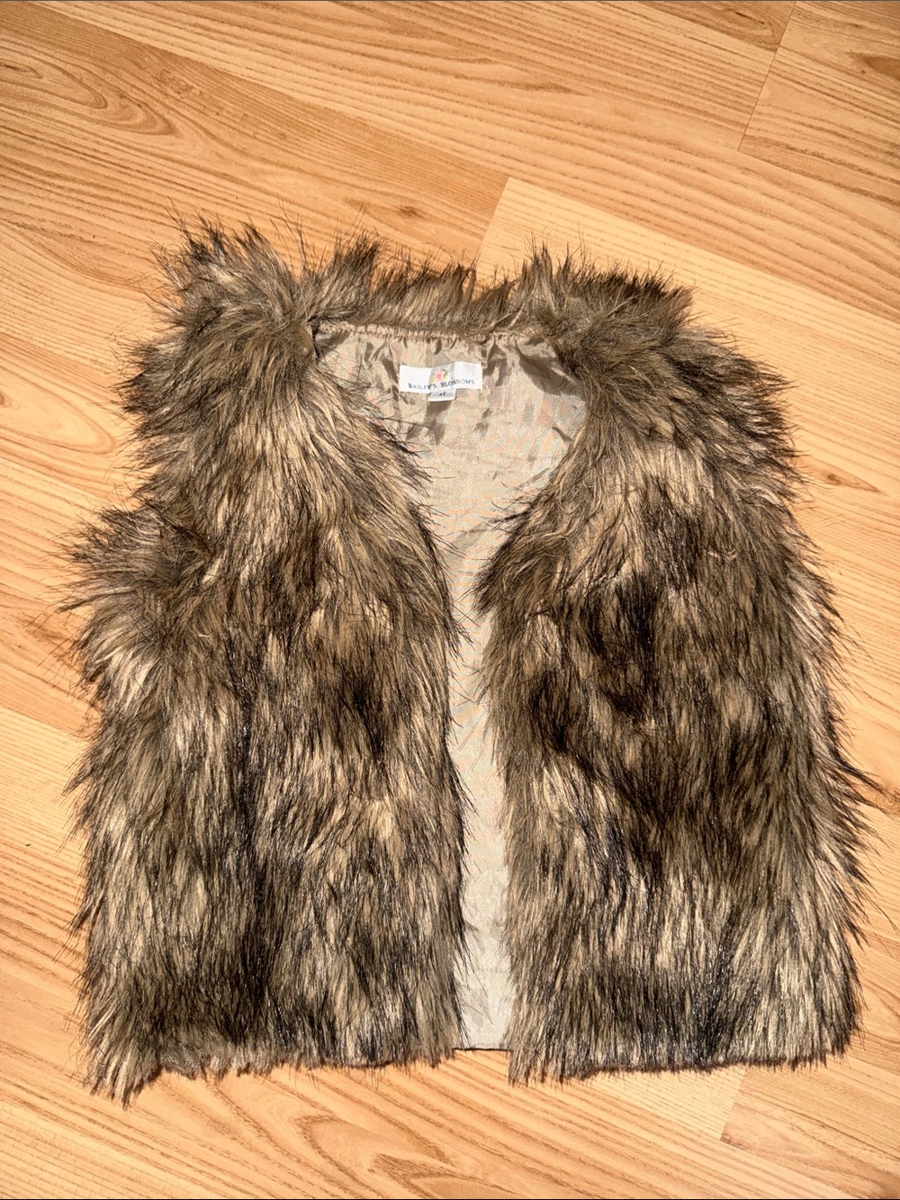 Bailey’s Blossom Faux Fur Vest 3T